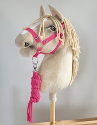 Grimskaft Hobby Horse mörkrosa