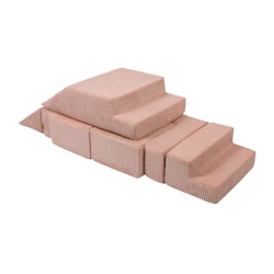 Meow barnsoffa och lekplats aesthetic med 100 bollar puderrosa