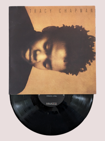 TRACY CHAPMAN