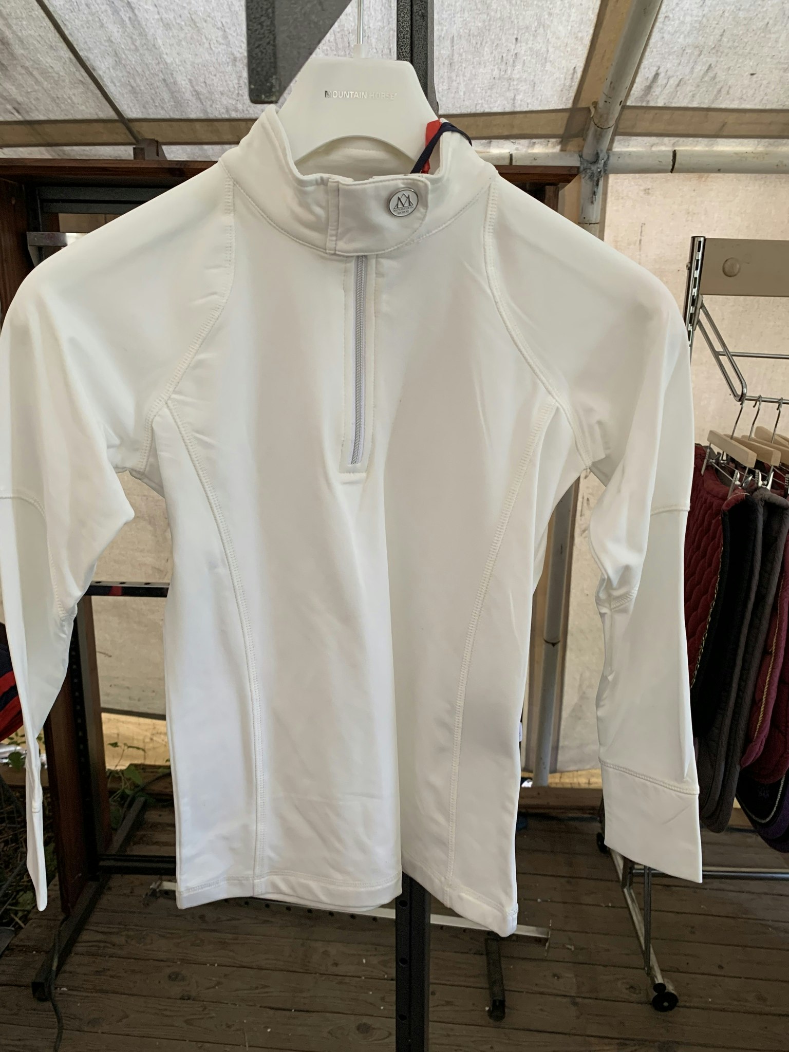 Mountain horse,top,vit,stl 150,ny
