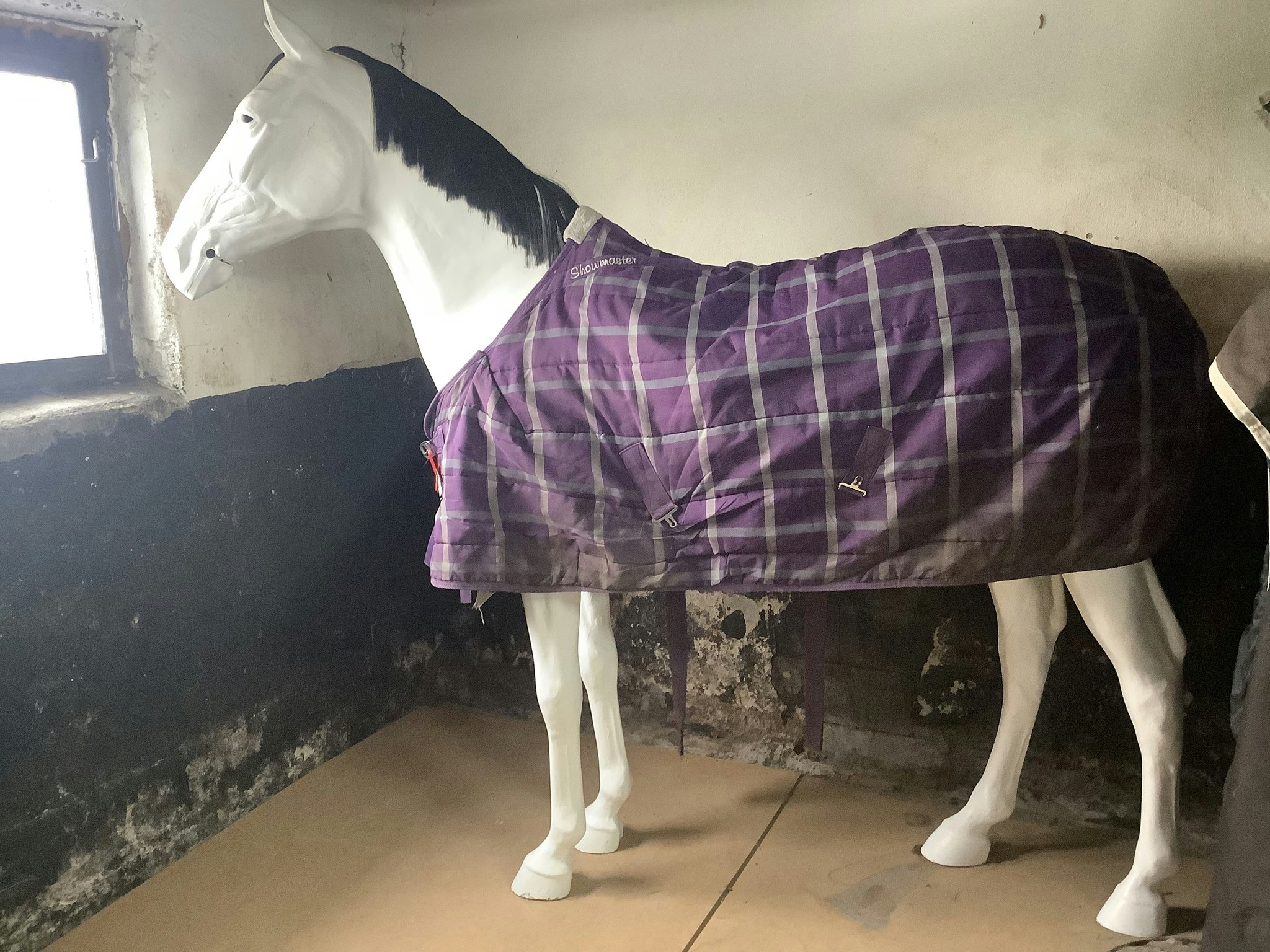 Showmaster,lilarutigt,otvättat, ca 100 gr,125 cm