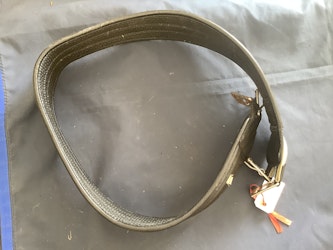 Sadelgjord,svart,syntet,135 cm,