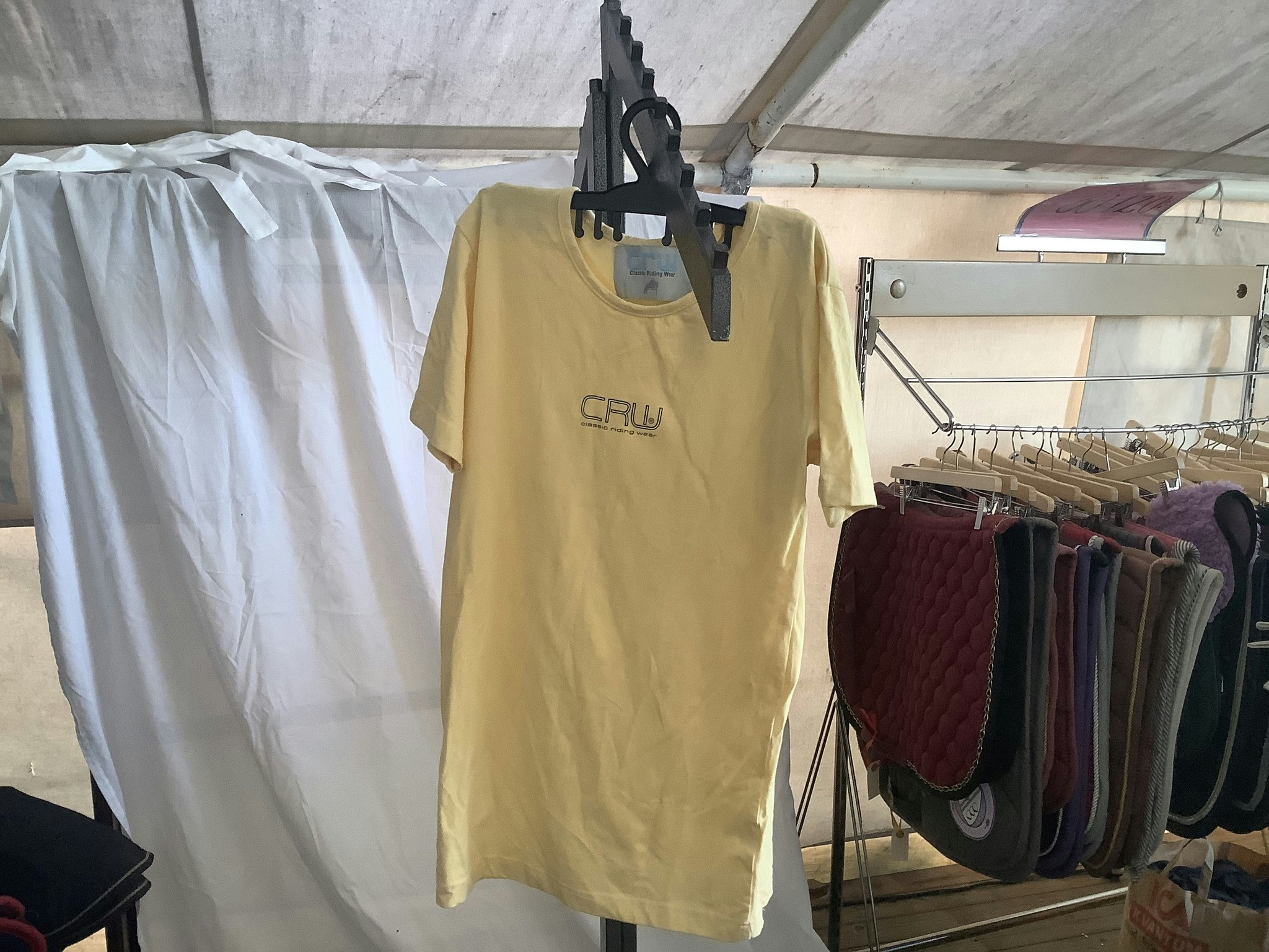 CRW tshirt gul, 158/164