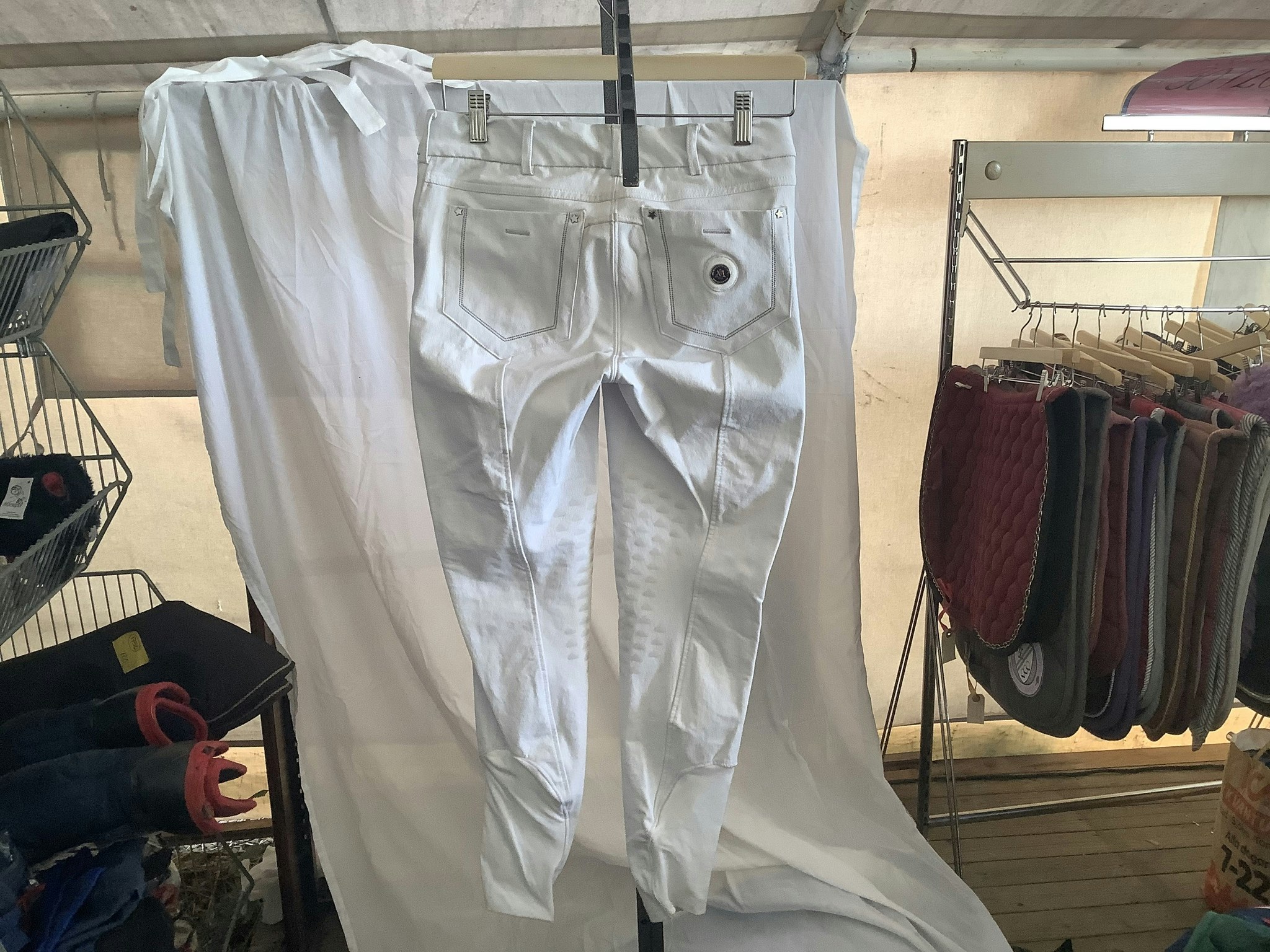 Mountain horse vita knäskodda ridbyxor,stl 36,nya