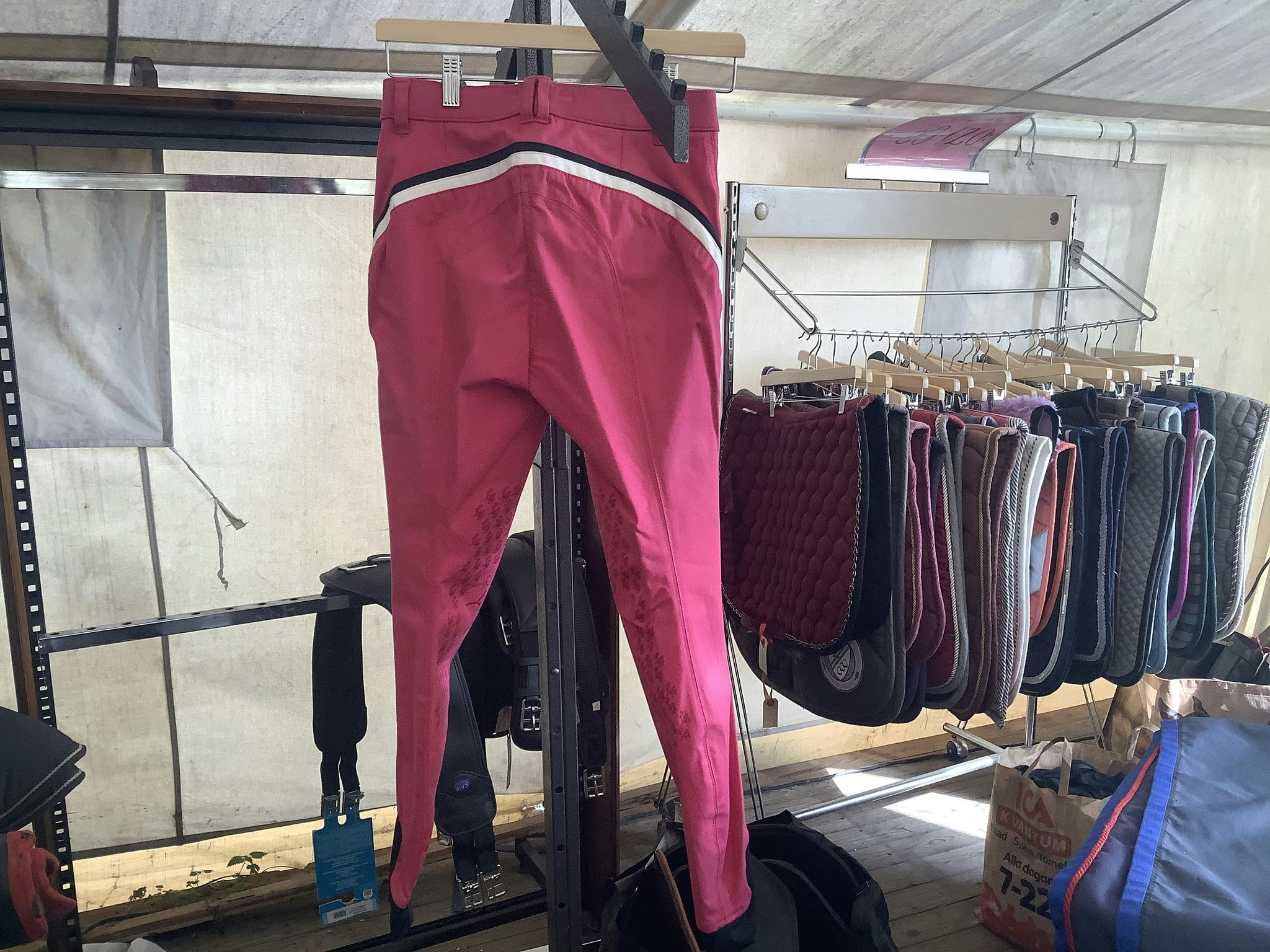 HKM laura garrelli knäskodda ridbyxor,rosa,stl 36,nya