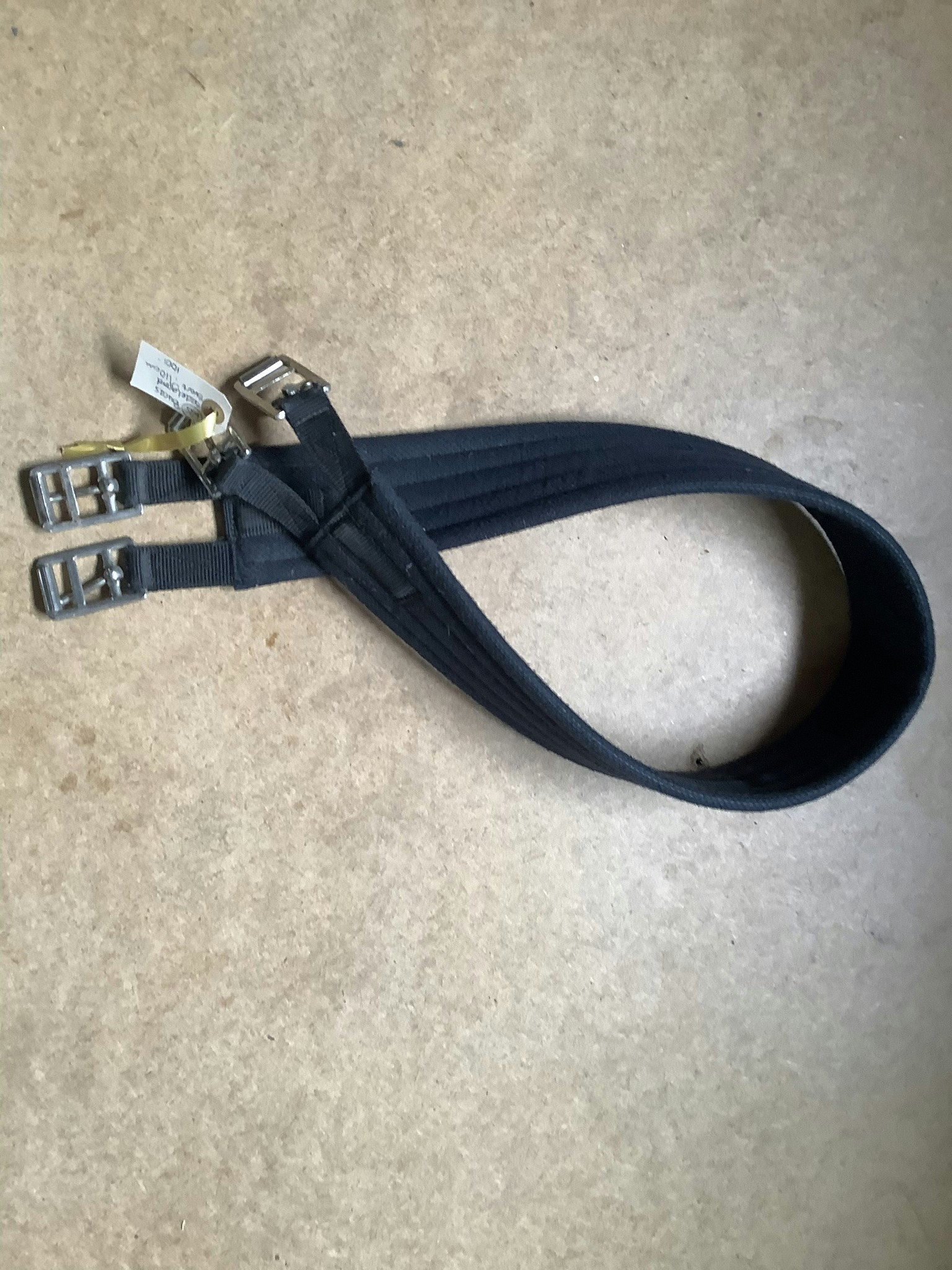 Bucas sadelgjord svart 110 cm,