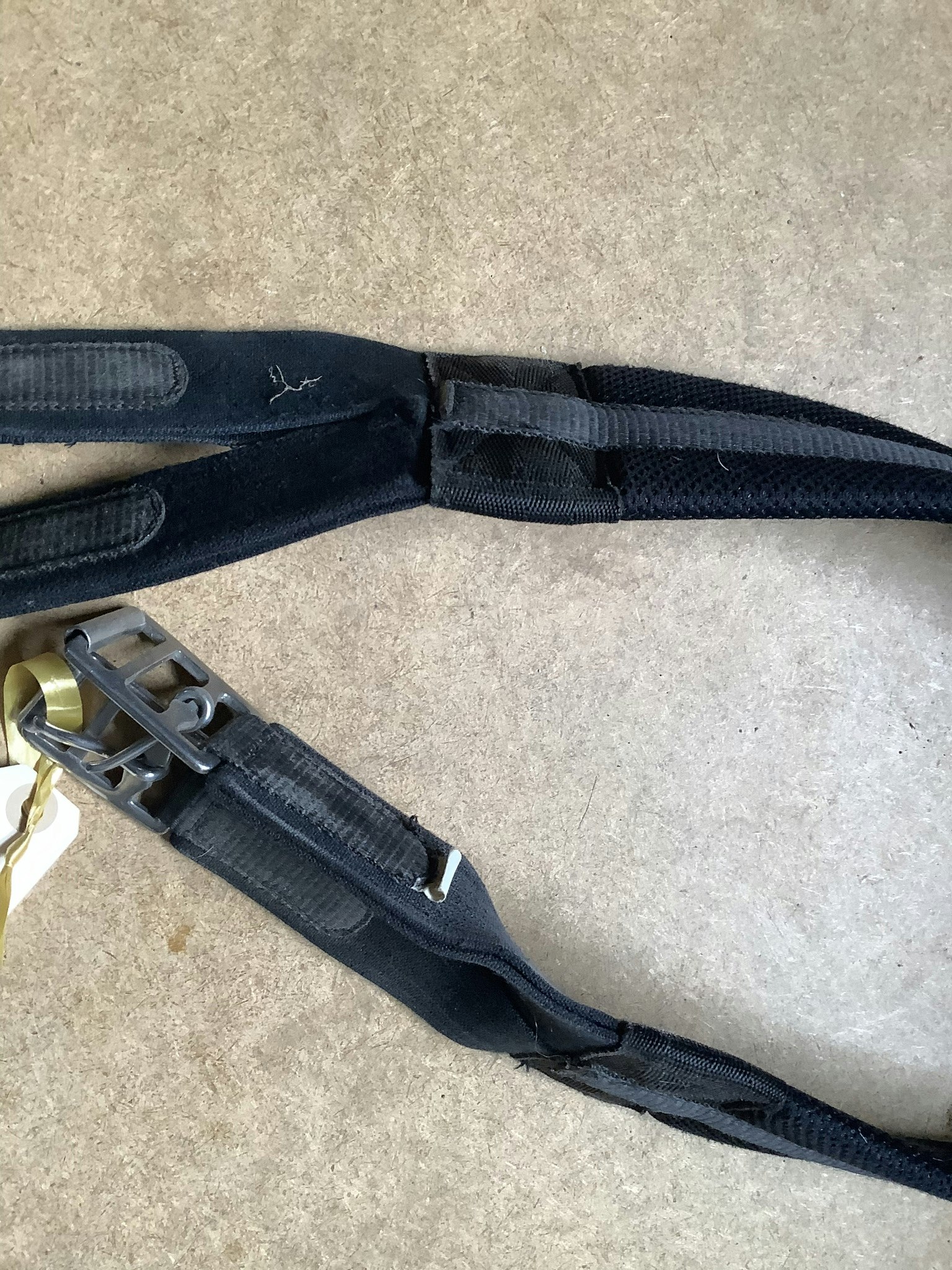 Sadelgjord svart 110 cm