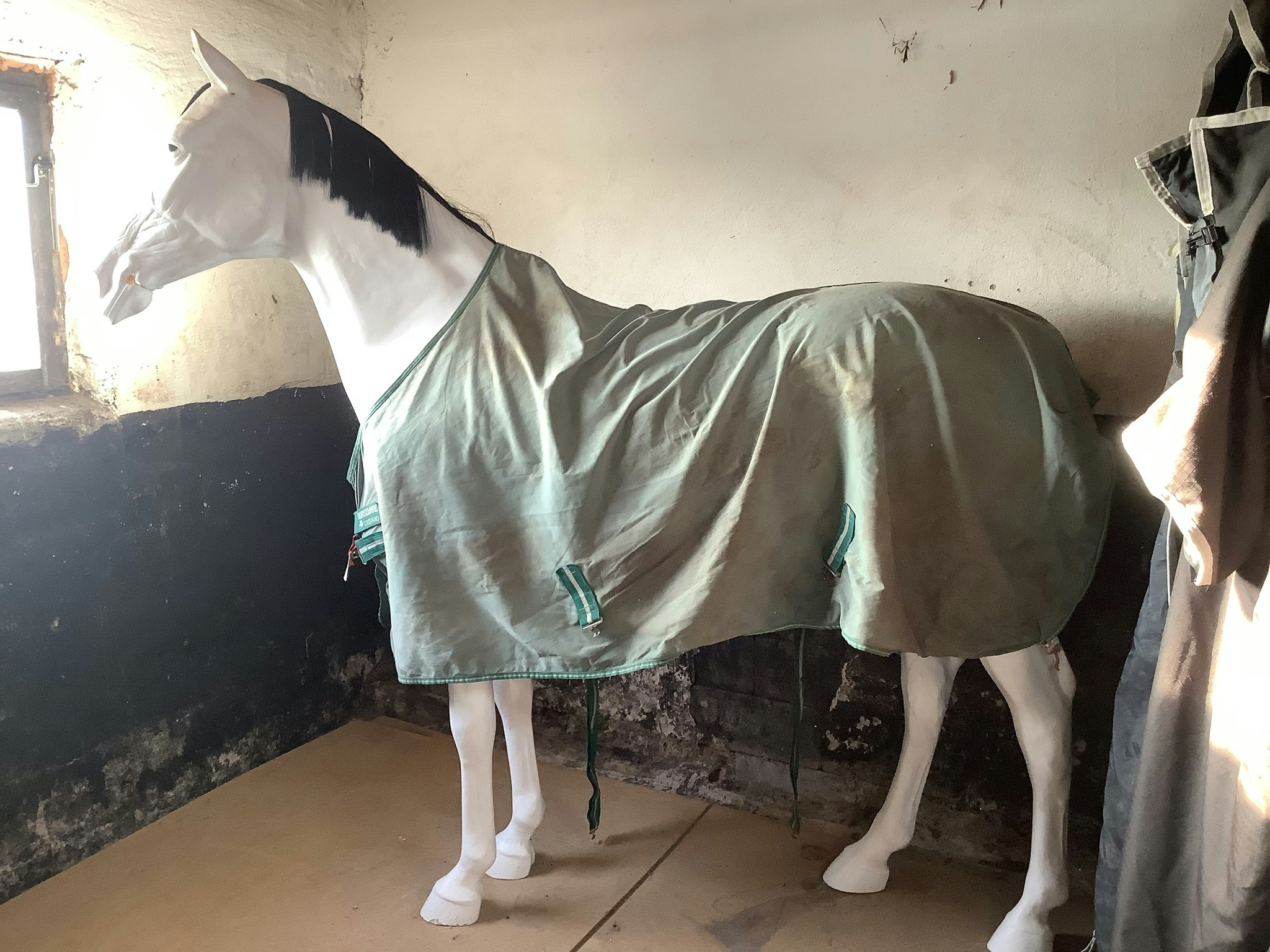 Horseware täcke,grönt,otvättat,155,någon fläck