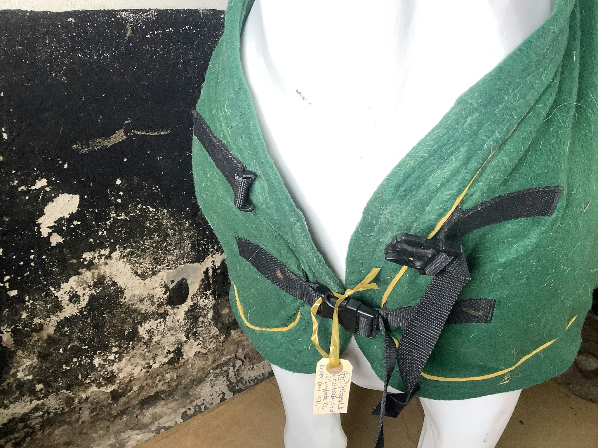 Sjöhagen wear fleecetäcke,grönt,fattas ett knäppe fram, 125 cm