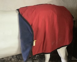 Equestrian ländtäcke,rött,stl cob