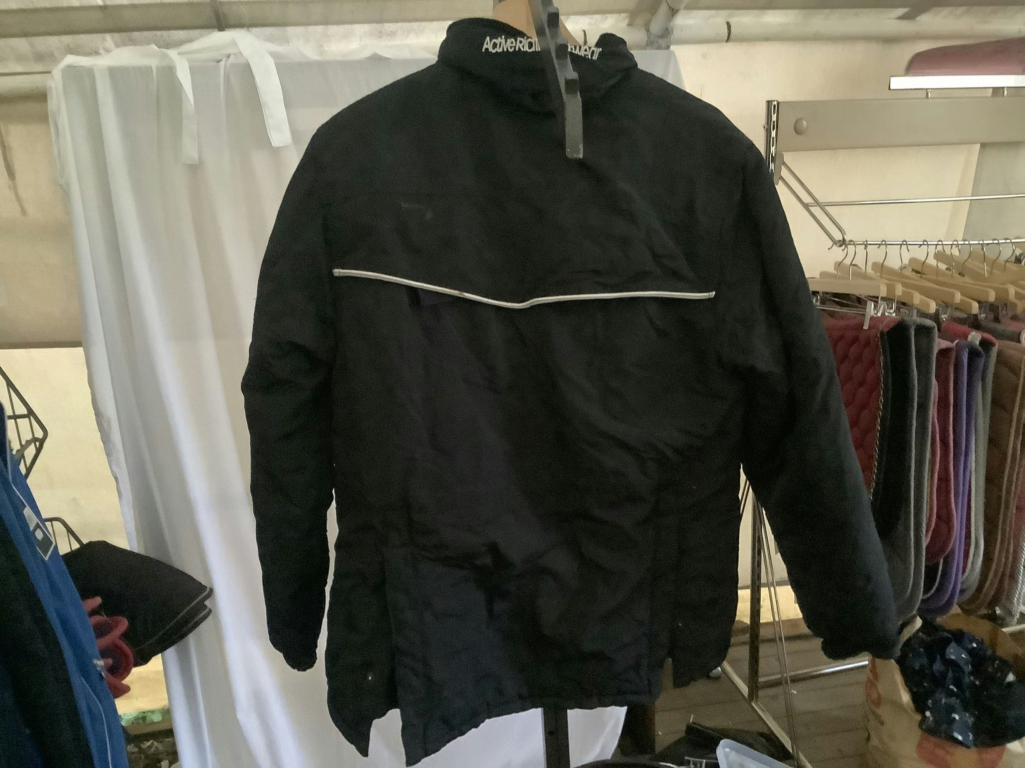 Active riding outwear vinterjacka,svart,stl 170,fint skick