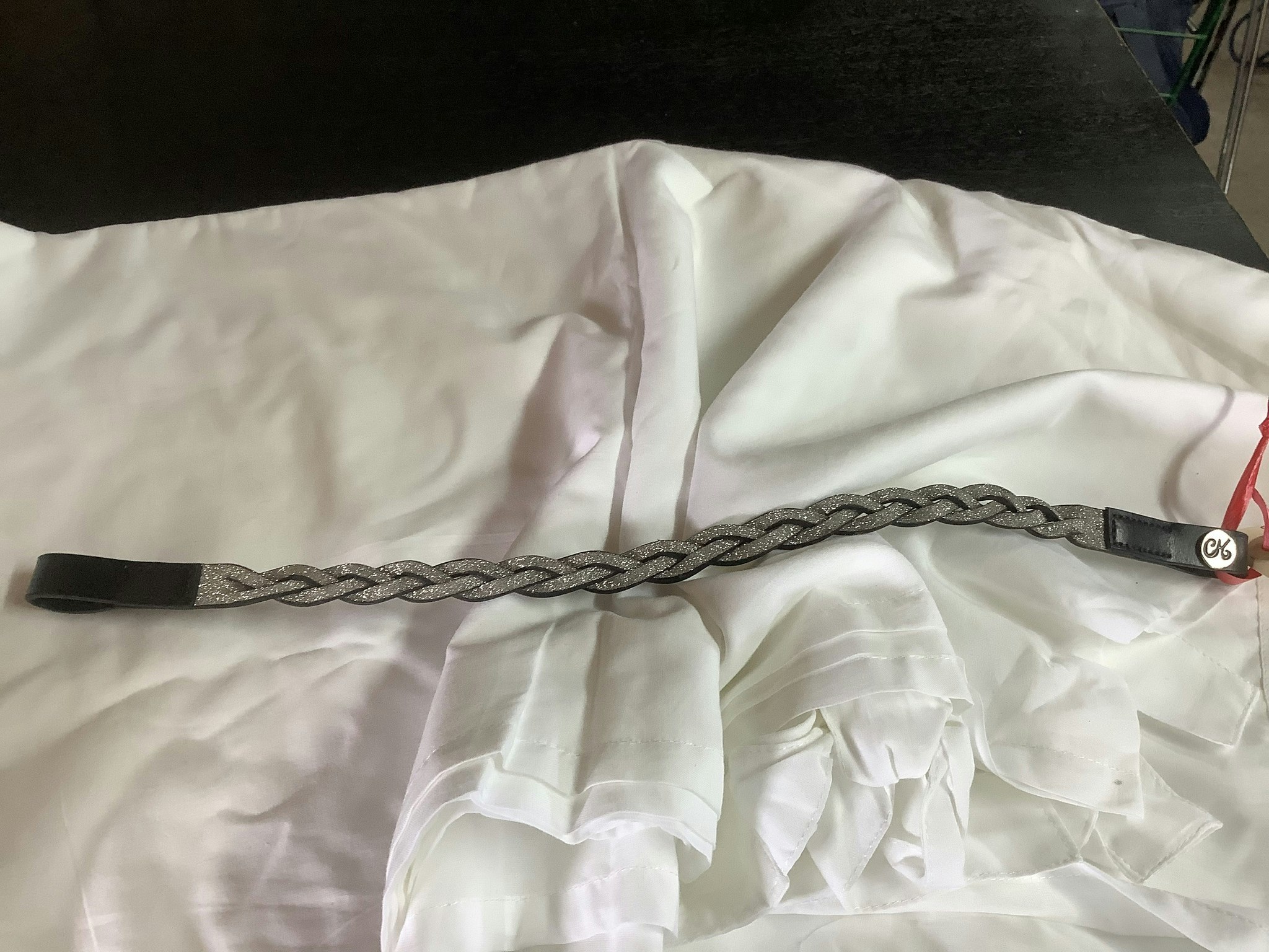 CH pannband svart med silver,F(41 cm)