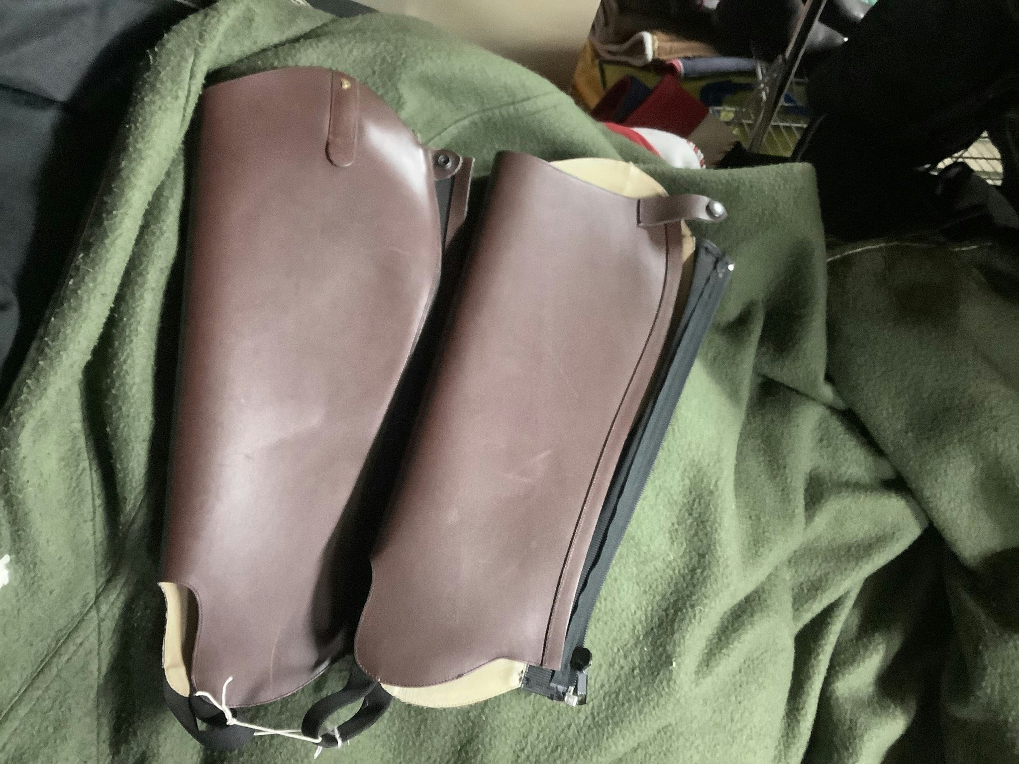 Petrie shortchaps,nya,storlek-se bild