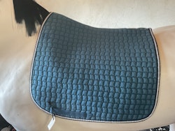 Eskadron schabrak dr, f, slitet under baktill