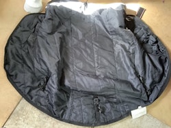 Protector halstäcke svart, L, 150 gr