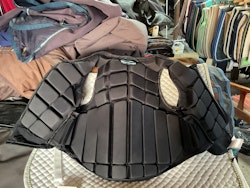 Racesafe,level 3, child m,short,provent 3.0,jättefint skick