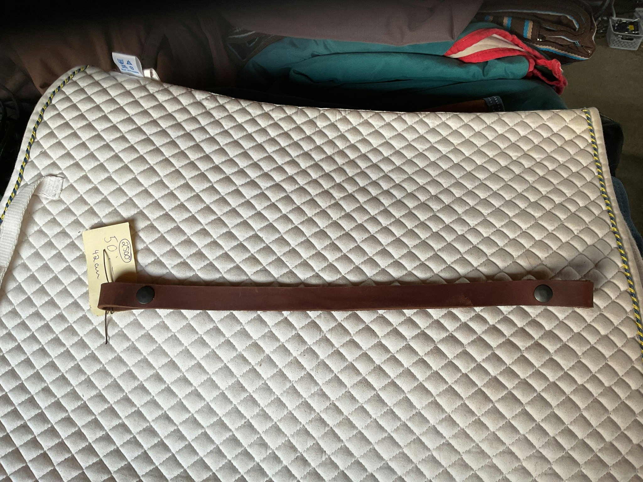 Pannband i läder,brunt,42 cm