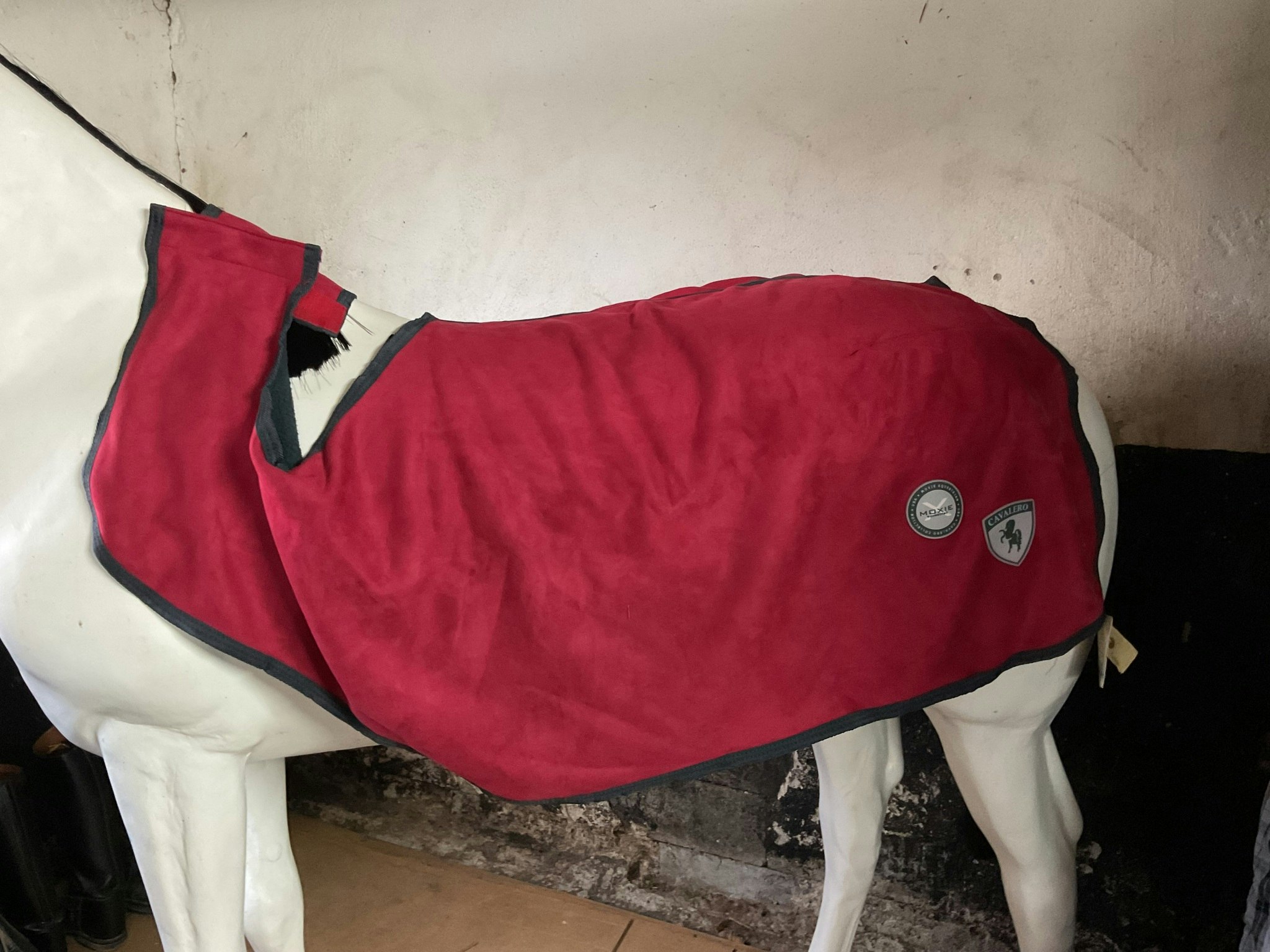 Moxie cavalero skrittäcke,m,rött,nytt
