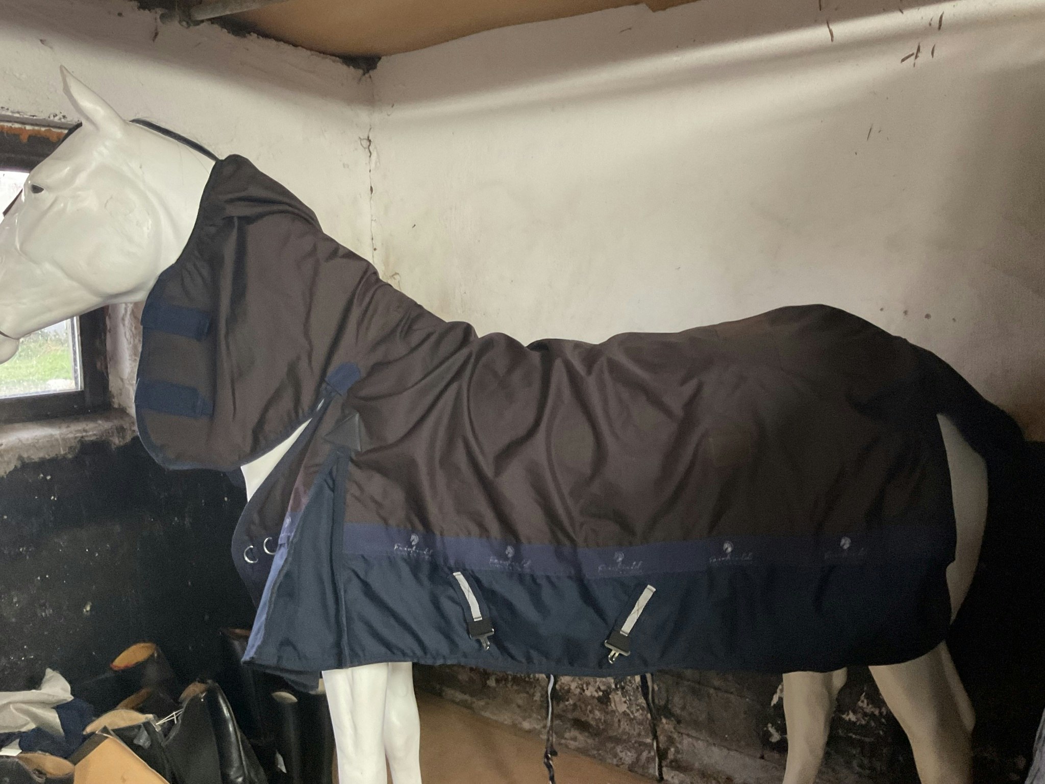 Fairfield regntäcke 115 cm,brun/blått med fast hals