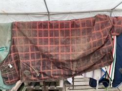 Utetäcke,145 cm,otvättat,ca 400 gr