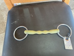 Rakt äpplebett ena hörnan av 14 cm