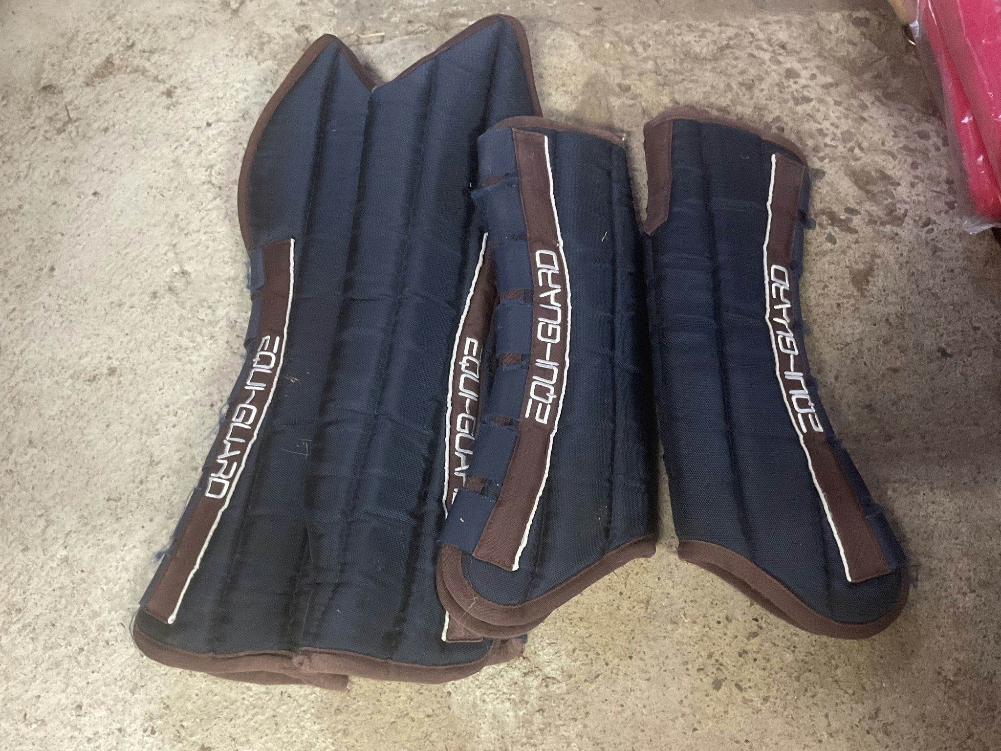 Equiguard transportskydd, 4-pack, blåa med brunt, L