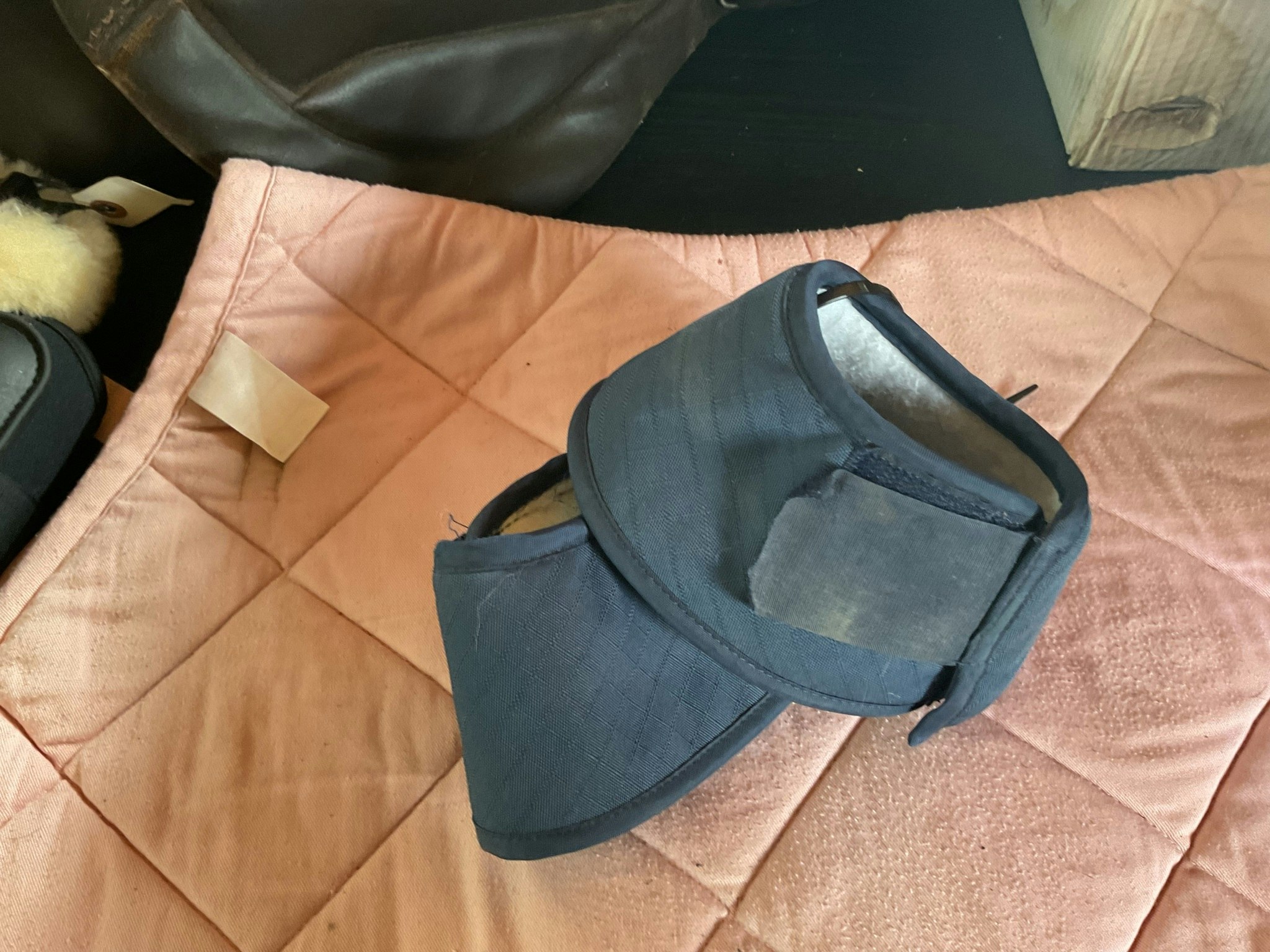 Boots f