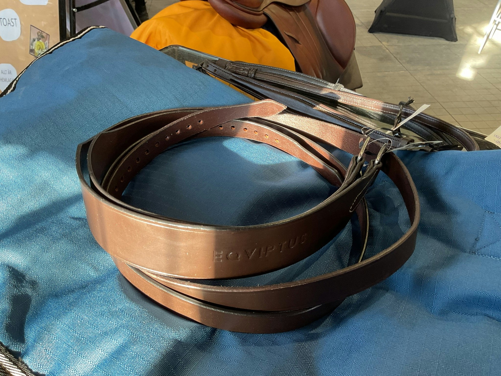 Eqviptus emendo wide,stigläder, mörkbrunt kalvskinn, 165 cm, ordpris 1190:-