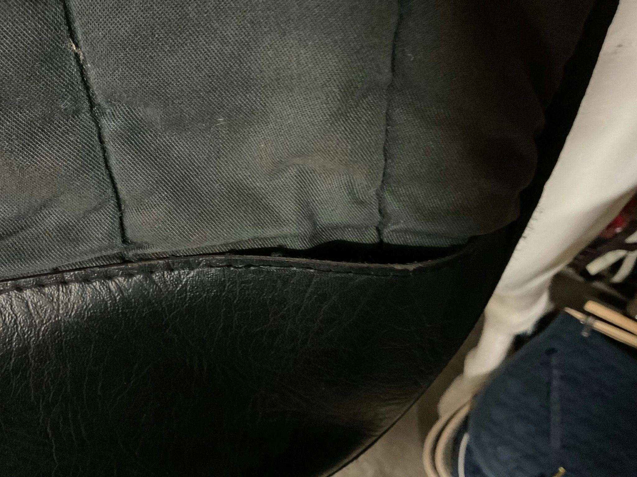 Hiwinther ullpadd,L, söm släppt på ett ställe