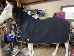 Fahrenheit fleecetäcke med hals, blått, 125 cm
