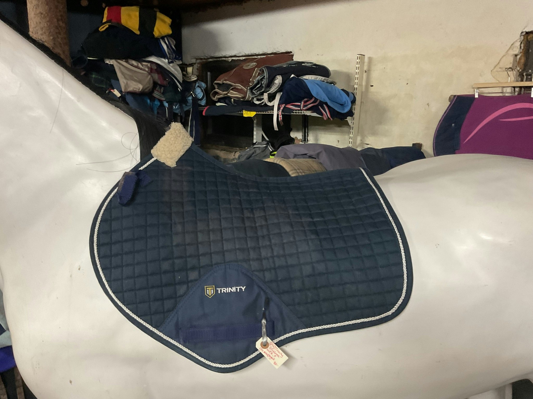 Trinity schabrak, blått,p, lite missfärgat