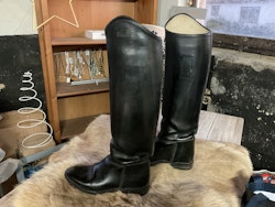Derby, indiana topmen, dressyrstövlar,svarta, stl 37