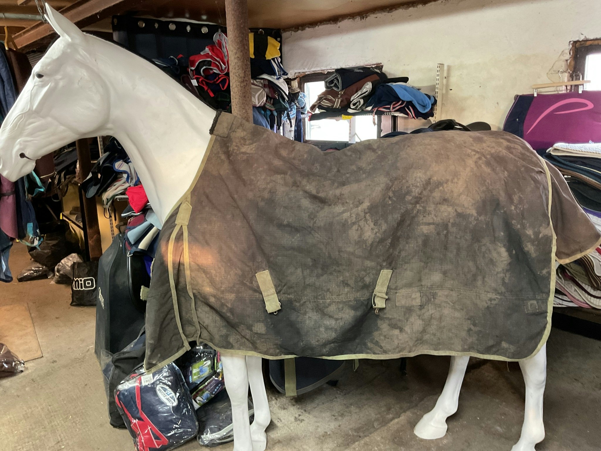 Vintertäcke, 135 cm, ca 300 gr,otvättat, ngt hål insidan