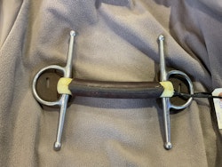 Rakt bett med parerstänger, klätt i läder, 13 cm