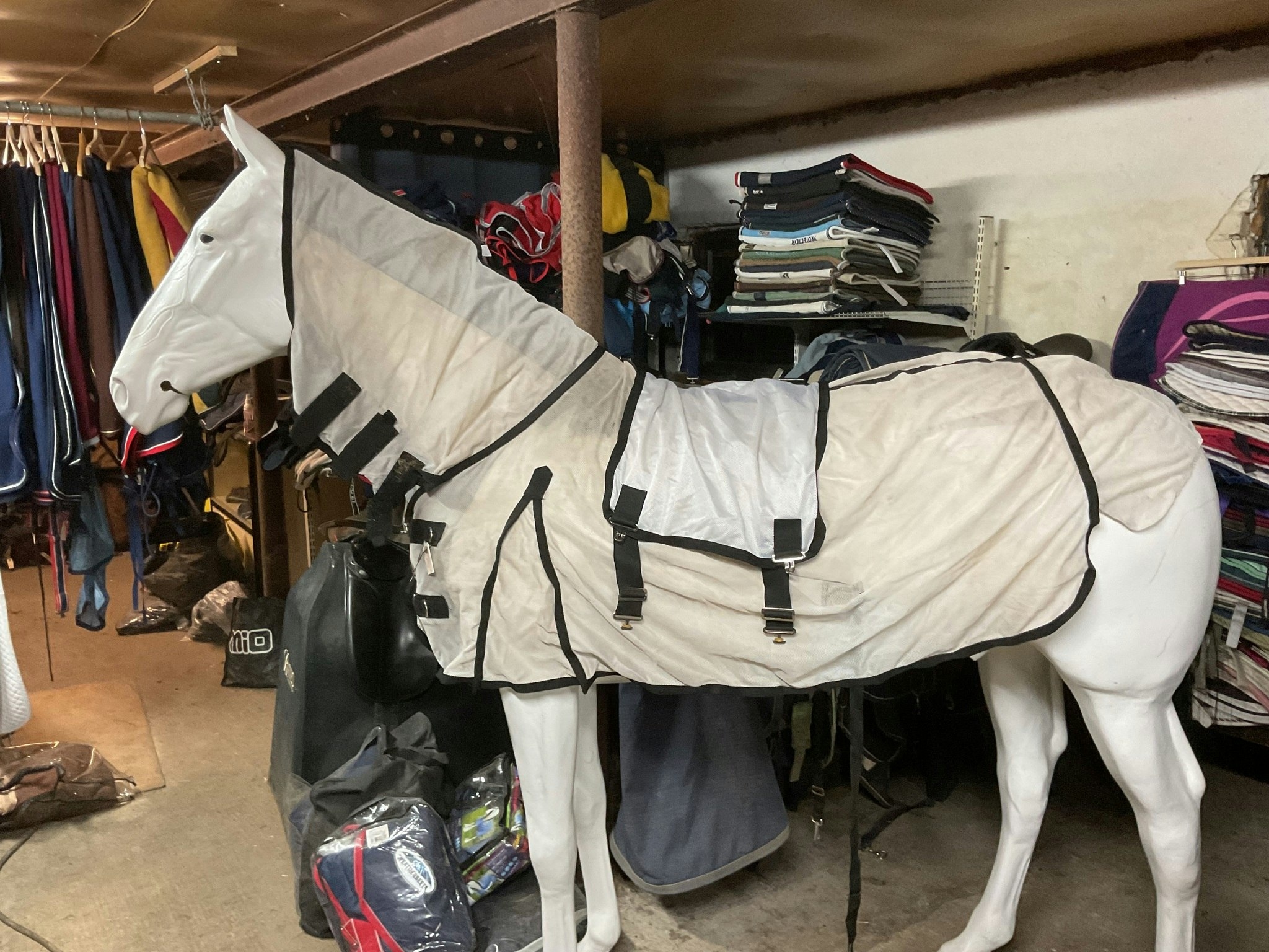 Horse power flugtäcke med hals, magplattan av-går att sy fast, 105 cm