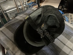 Kylin ridhjälm, sammet, stl 54