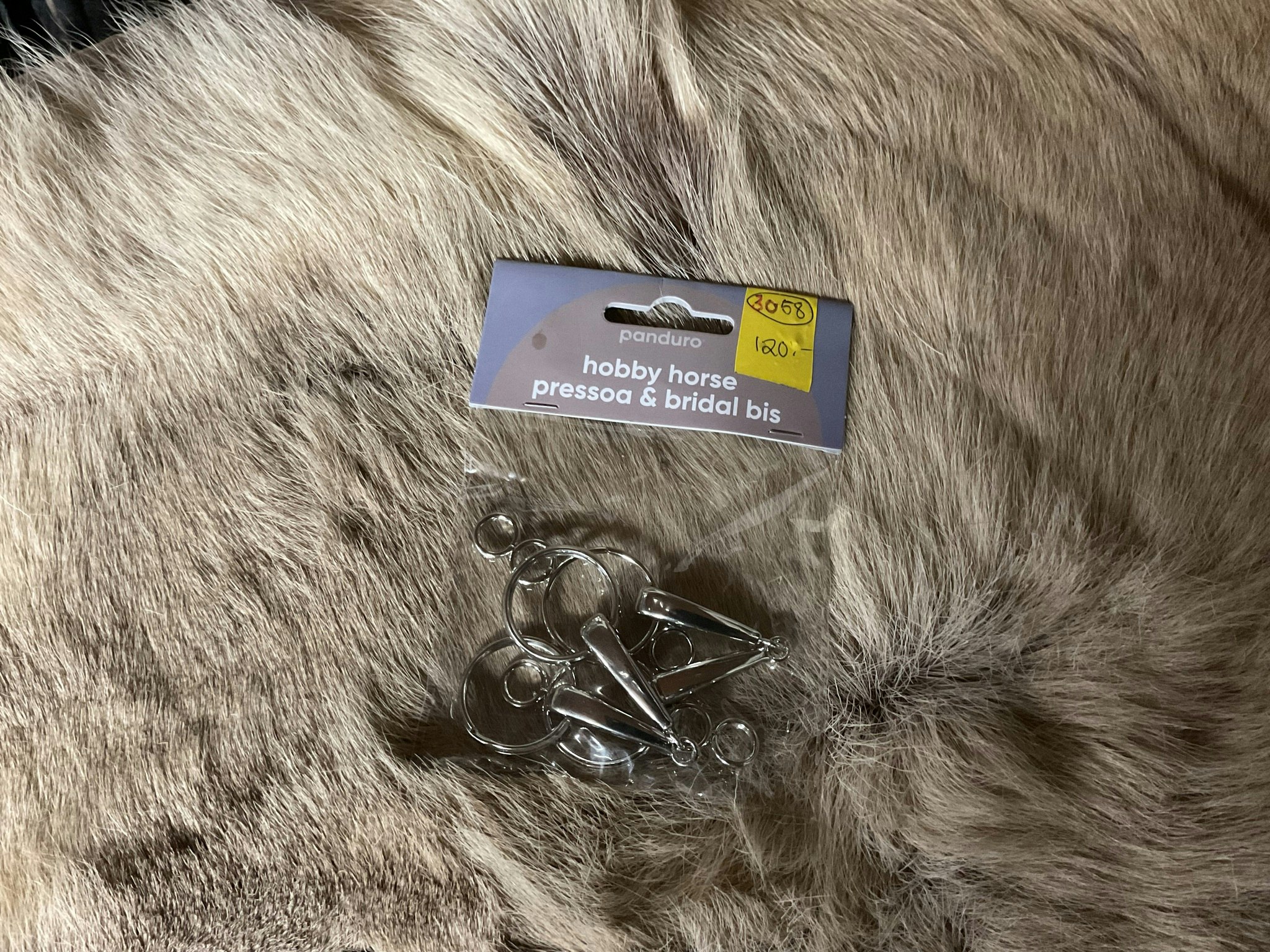 Käpphäst bett, nytt