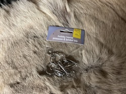 Käpphäst bett, nytt