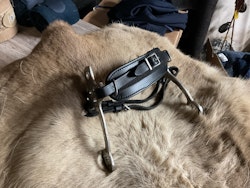 Hackamore svart, ca 17 cm skänklar, troligen cob