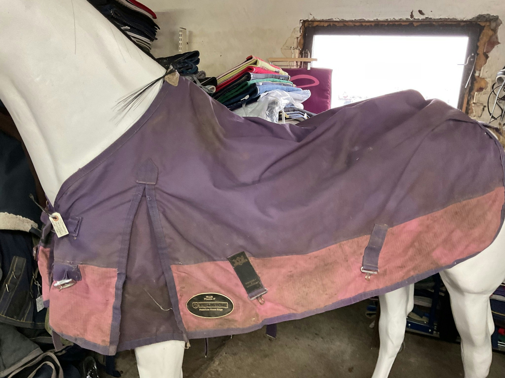 Treadstone täcke, 0 gr, 105 cm, otvättat, ett hål