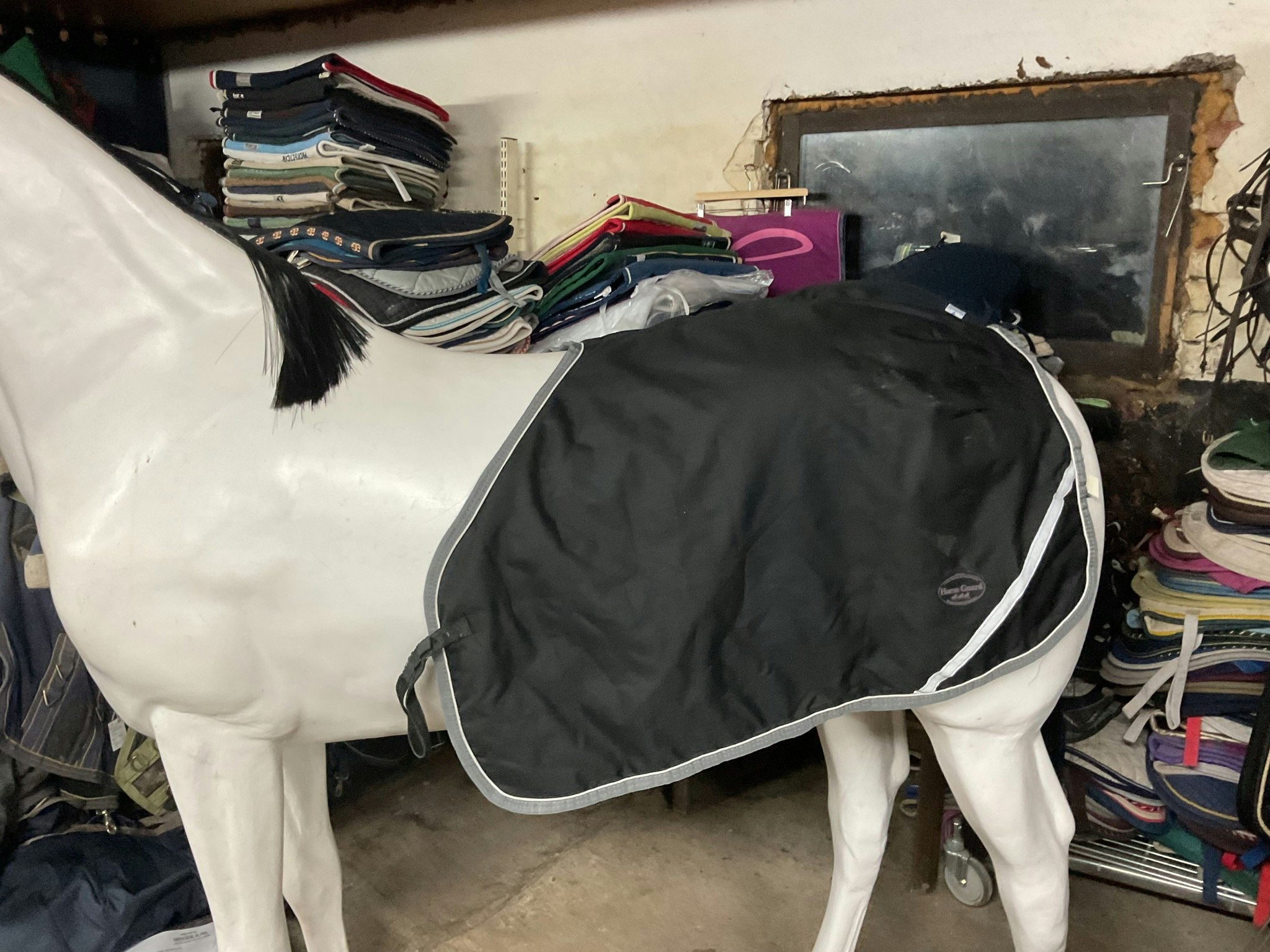 Horseguard ländtäcke, svart, ca 200 gr, m