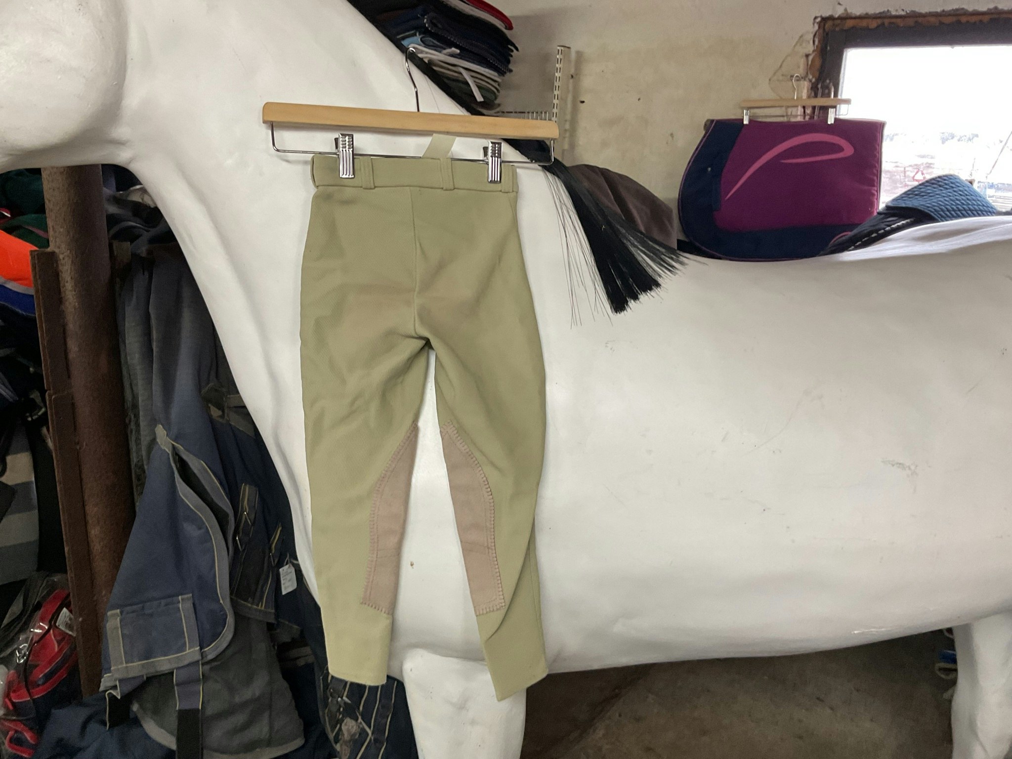 Horka ridbyxor,beige,knäskodda, stl 122