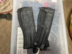 Shortchaps läder,svarta,L,nya