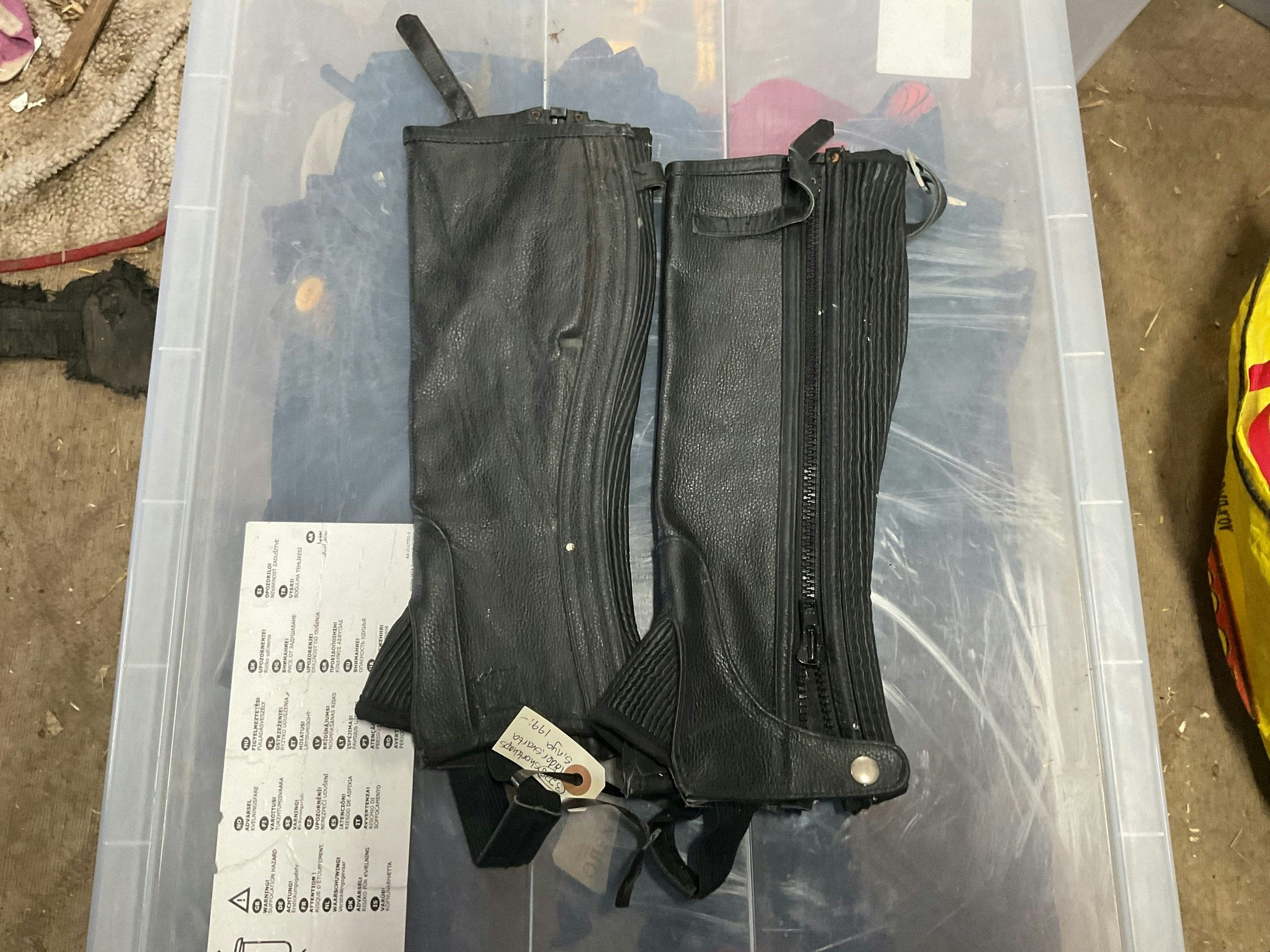 Shortchaps läder,svarta,s,nya