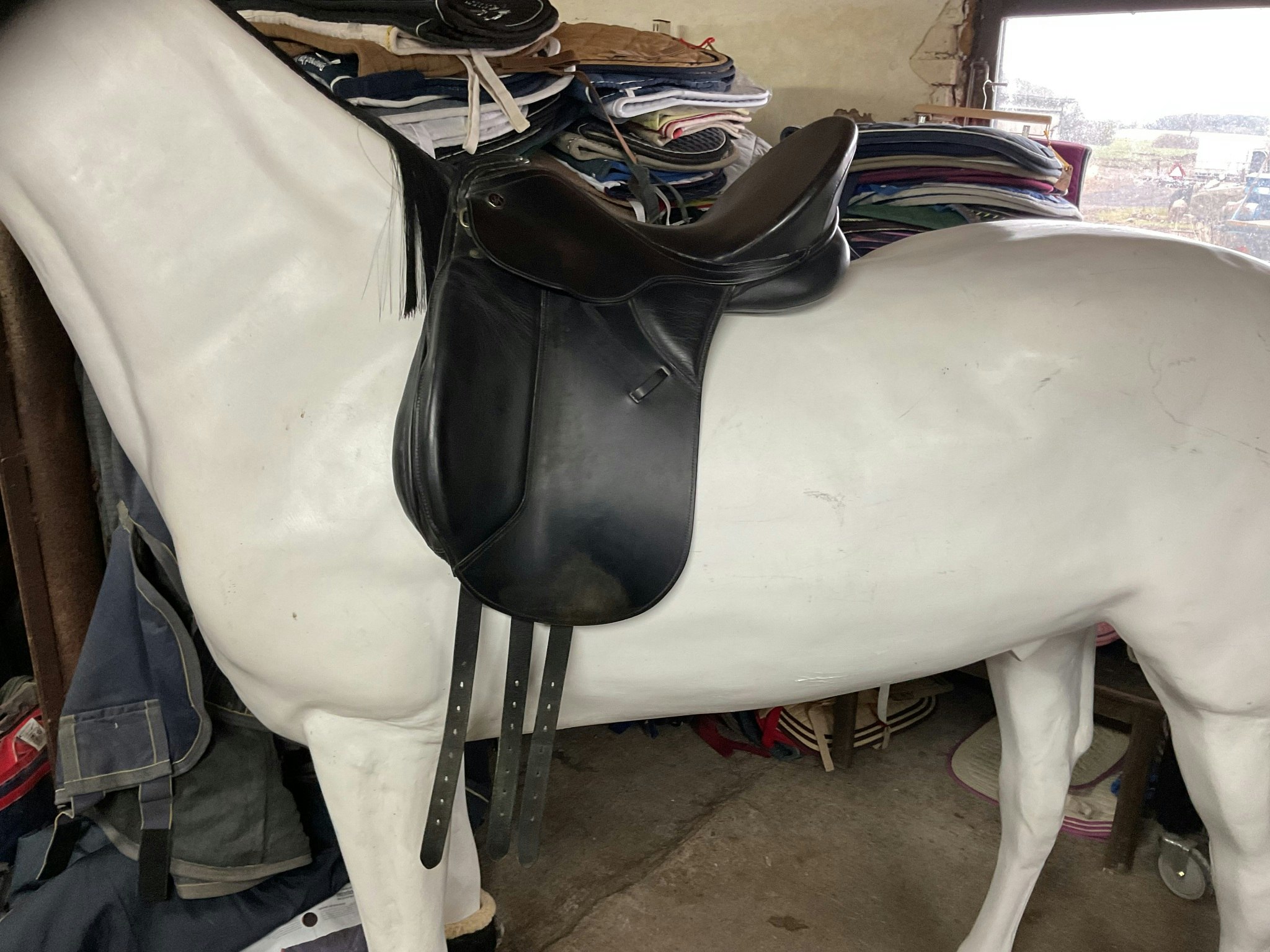 Kieffer master dressyrsadel, svart, 17”