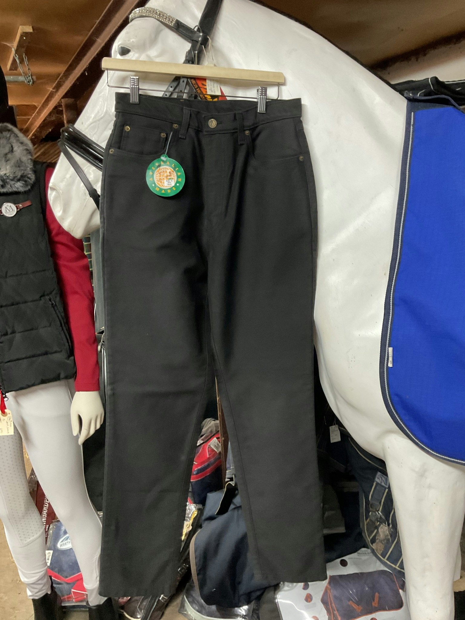 Thomas cook ,svarta jeans,stl 14,30 in, 76 cm, nya