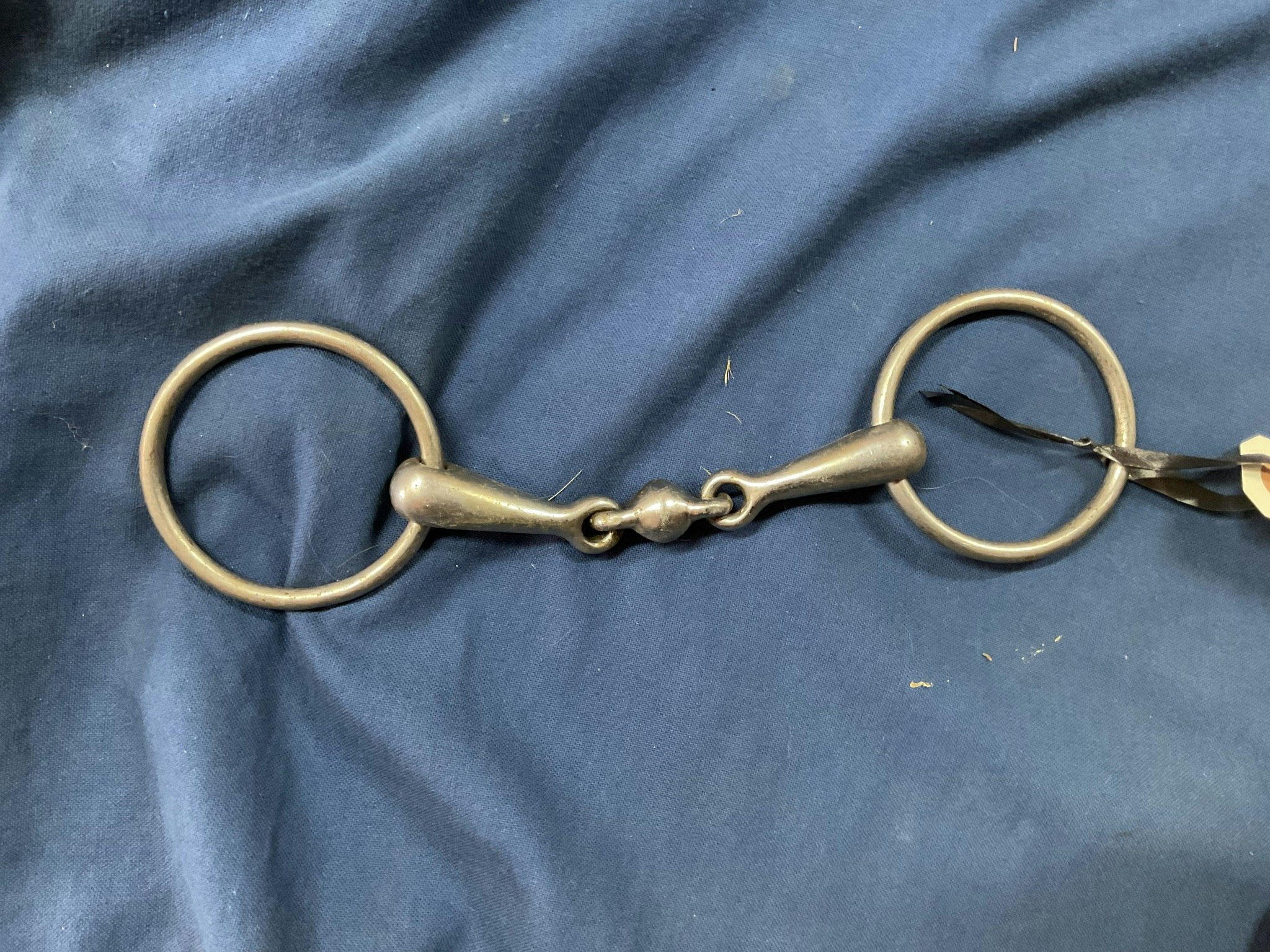 Tredelat bett med kula i mitten, 12 cm