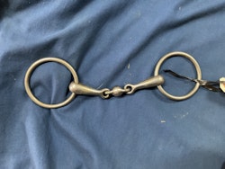 Tredelat bett med kula i mitten, 12 cm