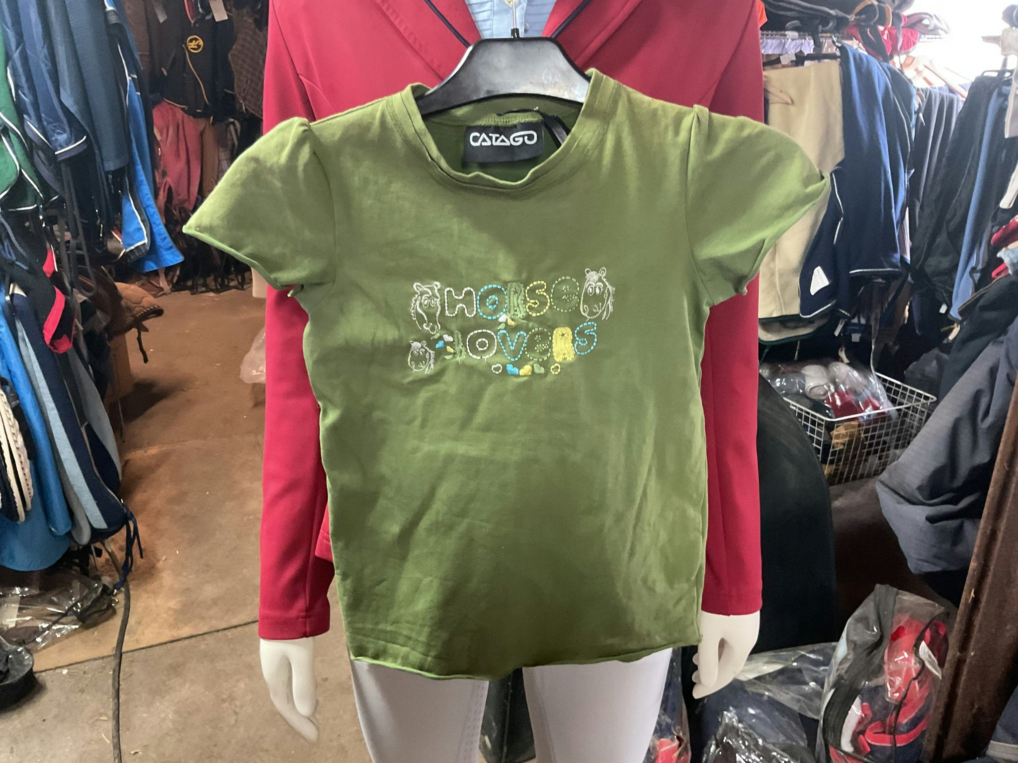 Catago tshirt,grön,stl 10,ny,liten fläck
