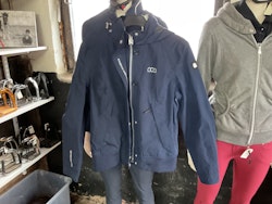 Cavallo,regn och vindtät jacka, stl 40, mörkblå, anv ett fåtl ggr